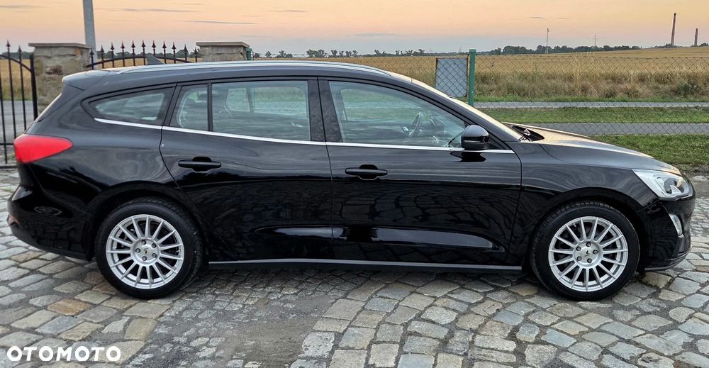 Ford Focus 1.0 EcoBoost Titanium - 7