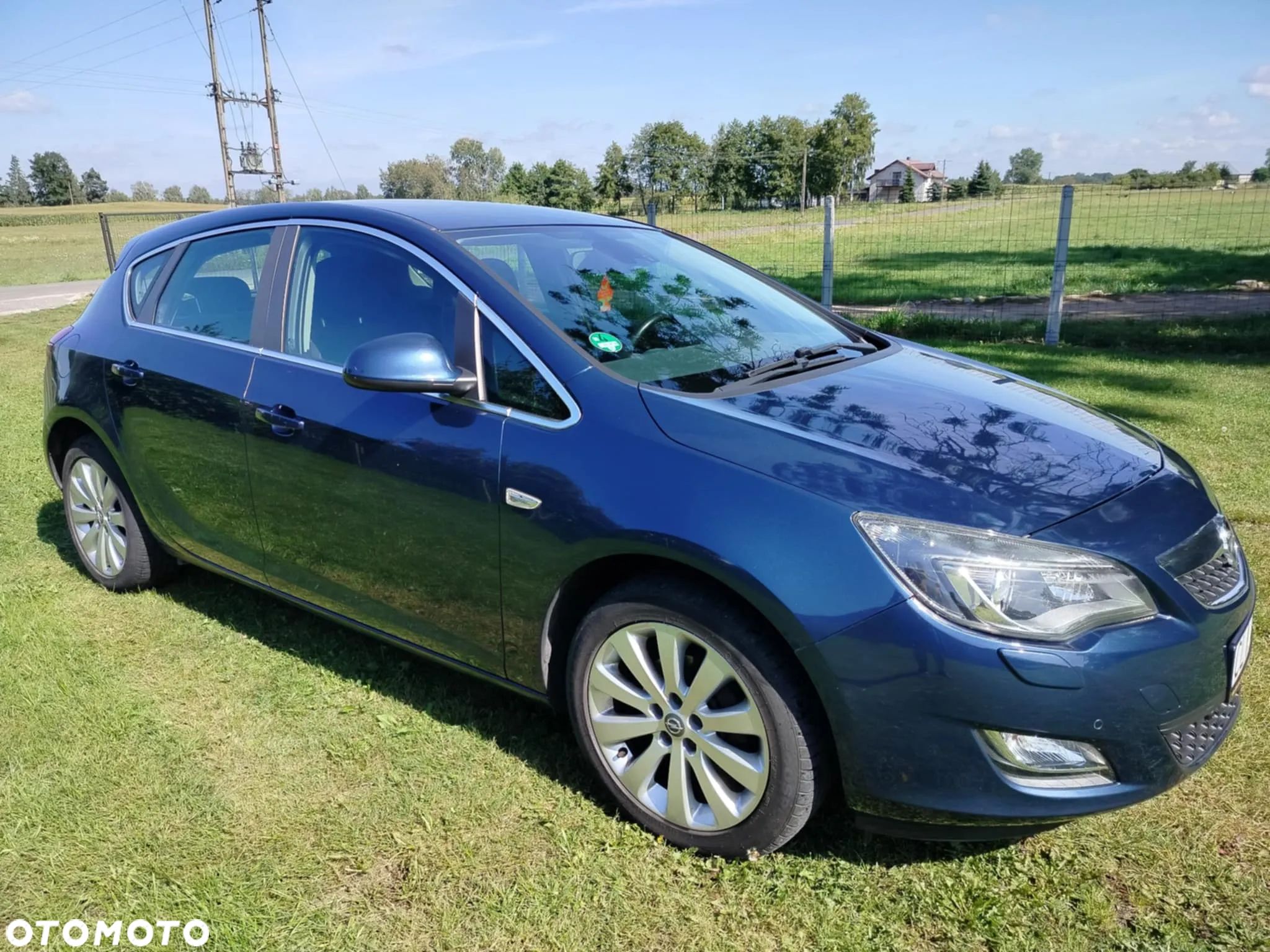 Opel Astra IV 1.4 T Cosmo - 1