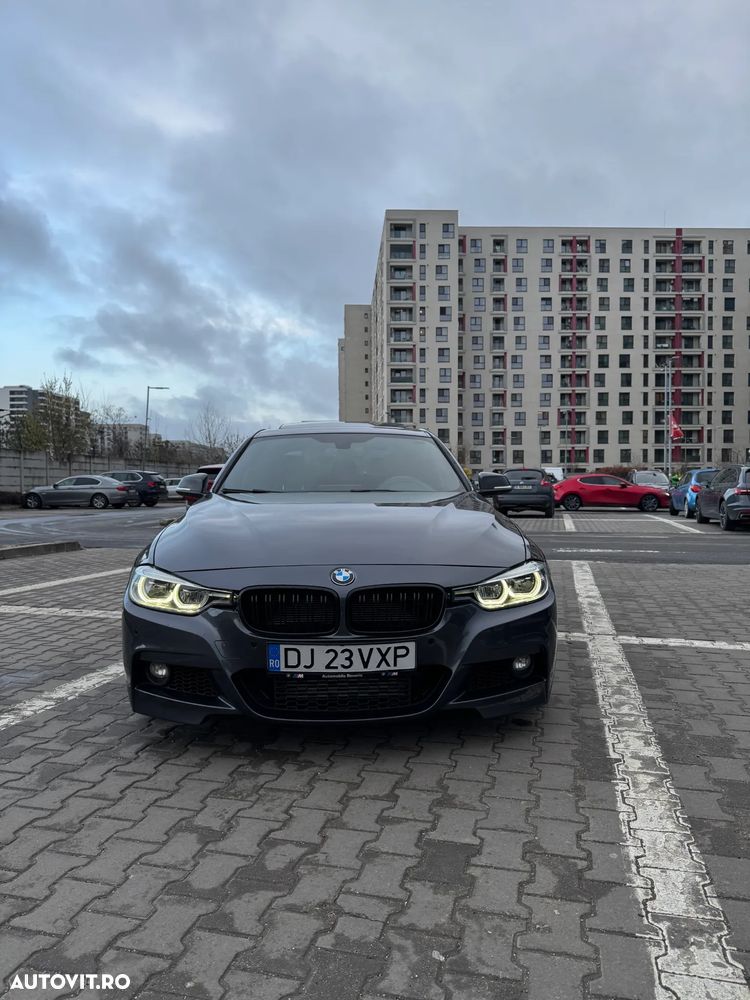 BMW Seria 3 328i xDrive Aut. - 1