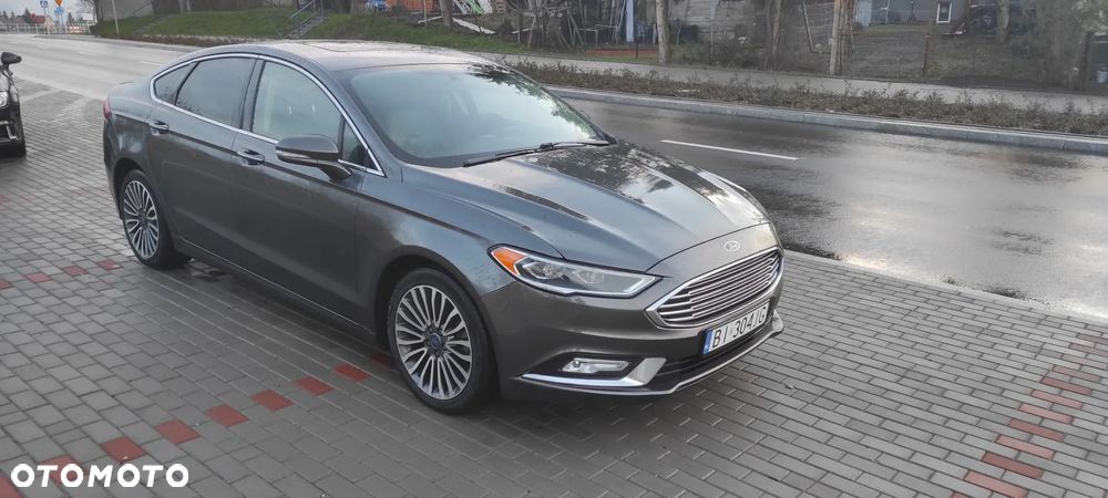 Ford Fusion - 2