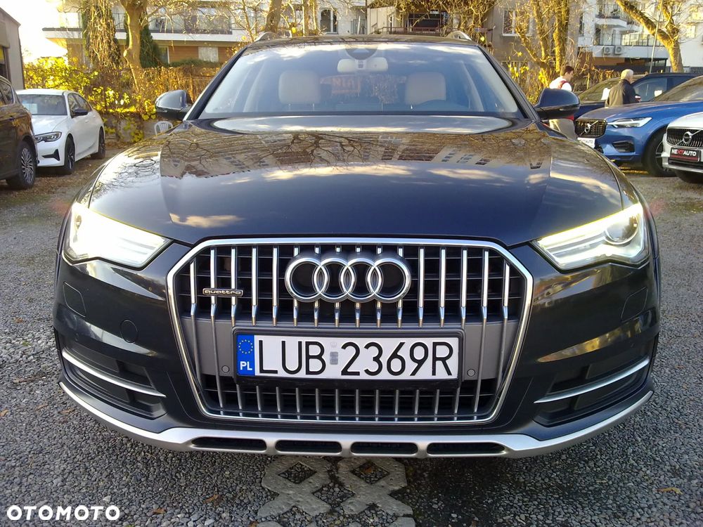 Audi A6 Allroad - 12