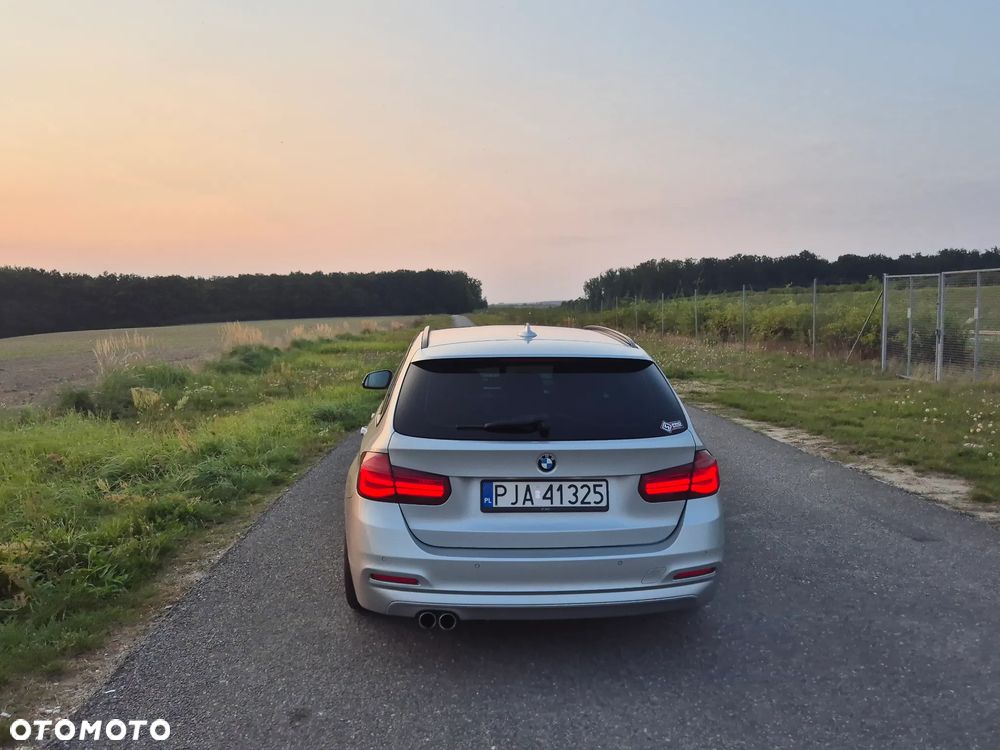 BMW Seria 3 320d - 5