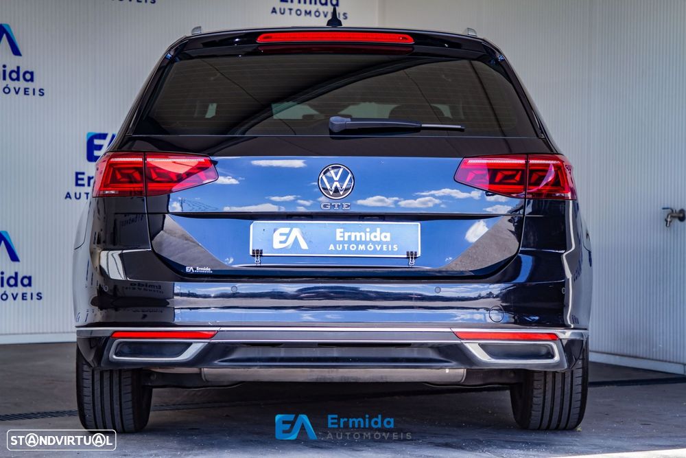 VW Passat Variant - 6