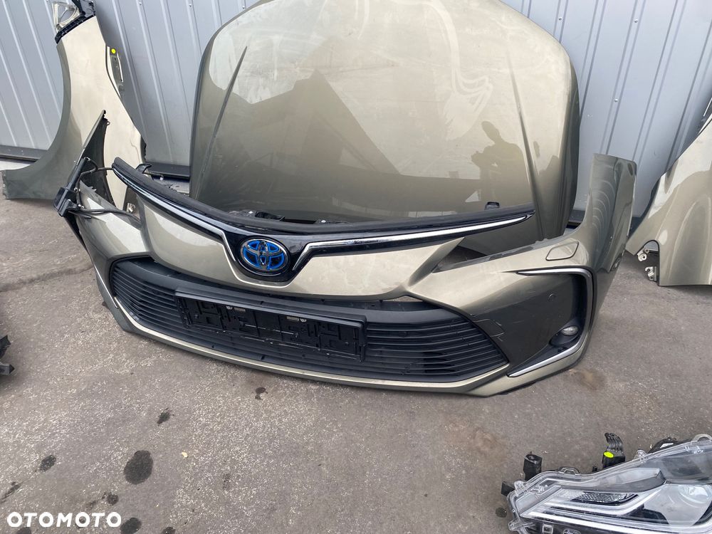 Toyota Corolla E21 E210 SEDAN  Hybrid HYBRYDA 2020r Kompletny przód MASKA BŁOTNIK LAMPA przednia REFLEKTOR LAMPY ZDERZAK pas przedni chłodnice KOMPLETNY CAŁY PRZÓD pokrywa silnika E 21  E 210 - 14