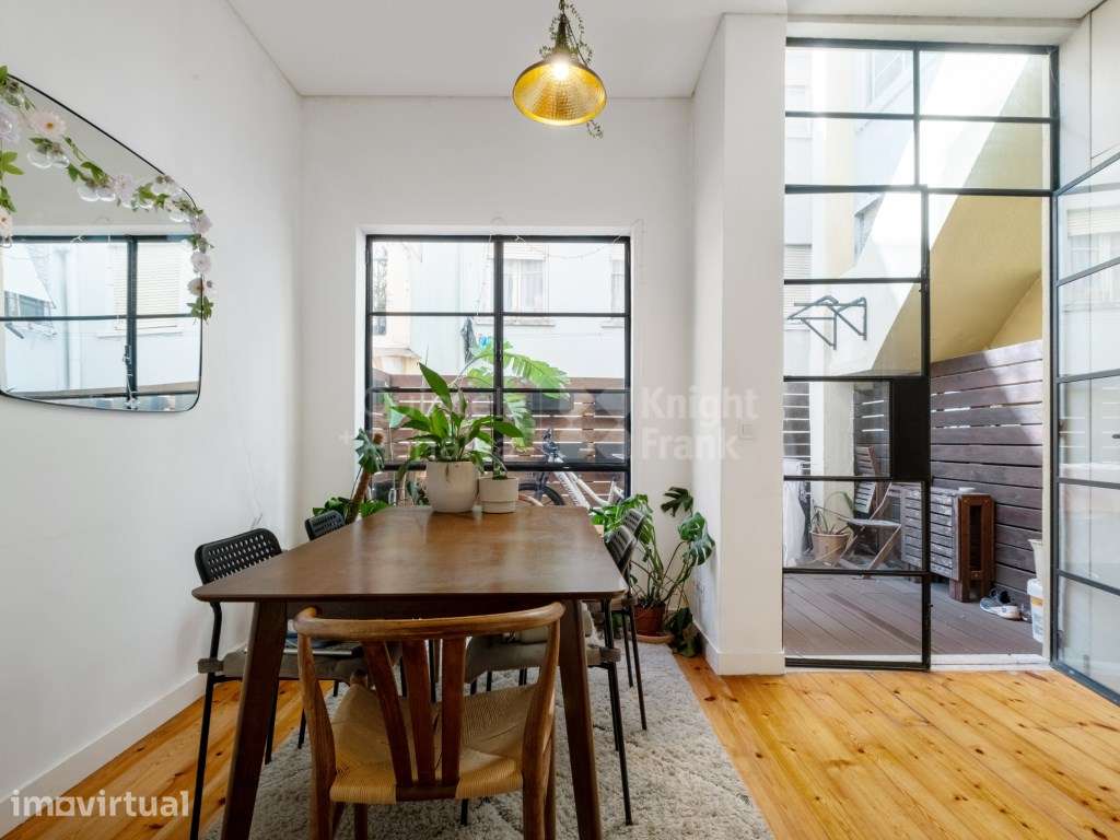 Apartamento T2 situado na Lapa, com terraço e piscina. - Grande imagem: 2/25