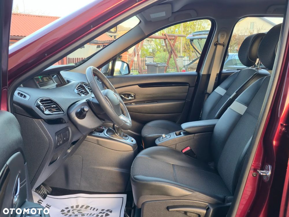 Renault Grand Scenic 2.0 16V 140 CVT Bose Edition - 21