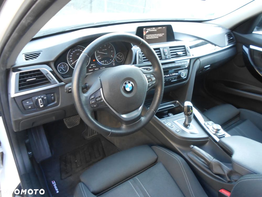 BMW Seria 3 320d Advantage sport - 12