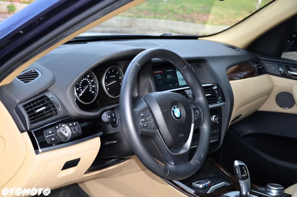 BMW X3 xDrive28i xLine - 11