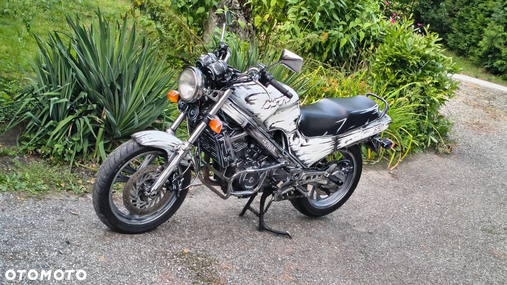 Honda NTV - 27