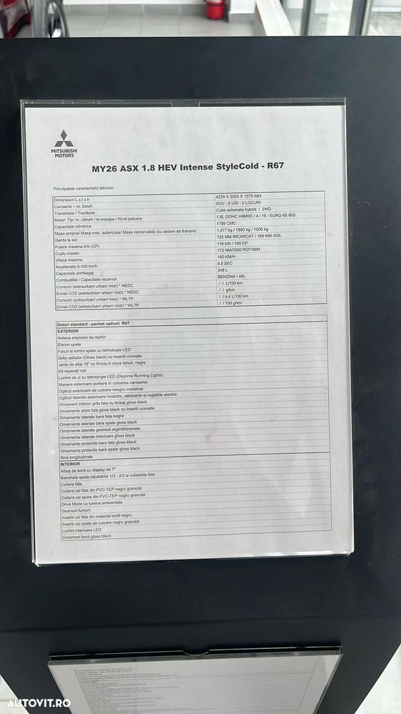 Mitsubishi ASX - 8