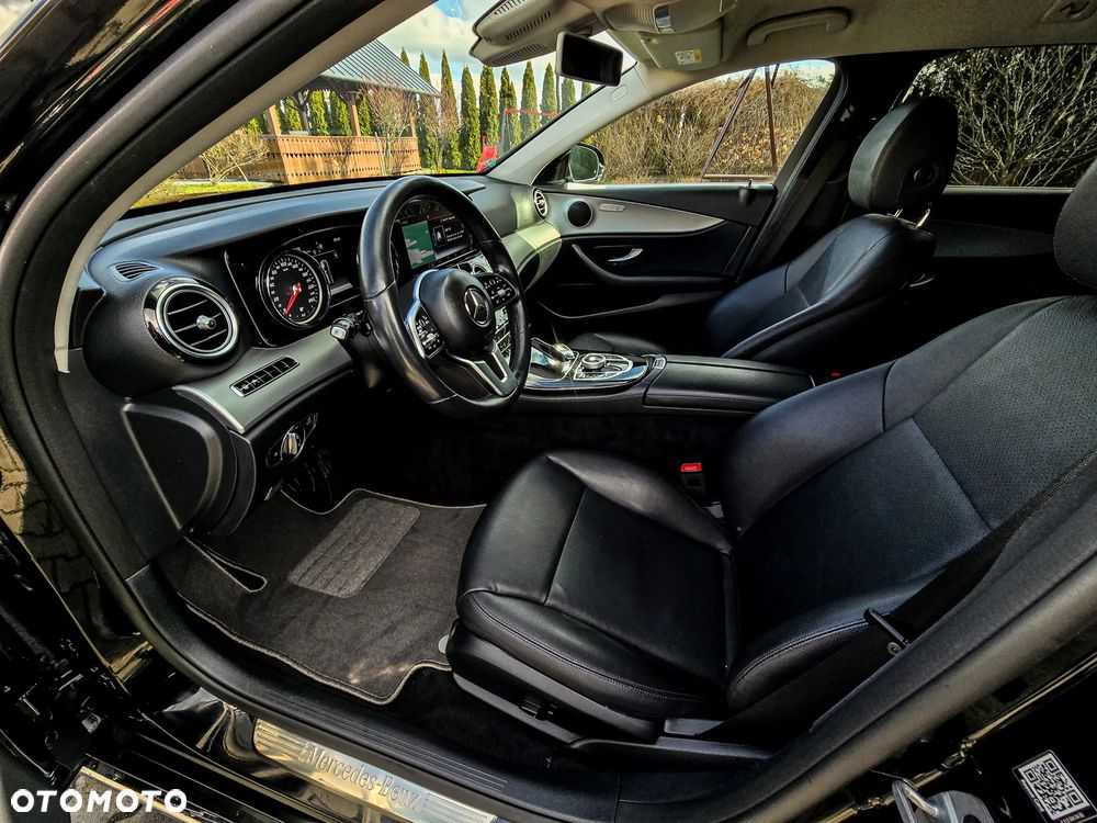 Mercedes-Benz Klasa E 220 d 9G-TRONIC - 31
