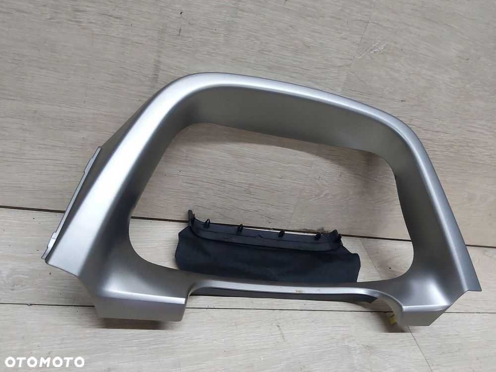 Toyota Rav4 IV XA40 13-18r ramka licznika deski zegarów 55404-42060 - 3