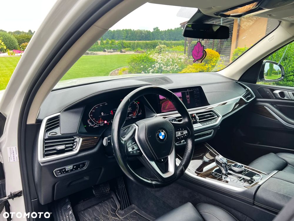 BMW X5 xDrive40i - 18