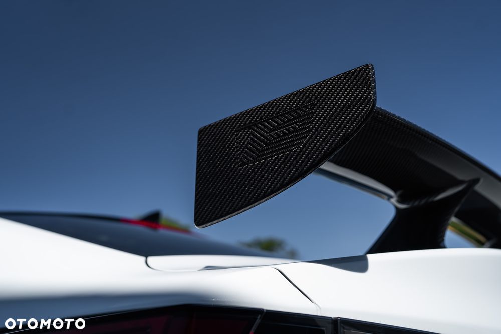 Lexus RC F Track Edition - 13