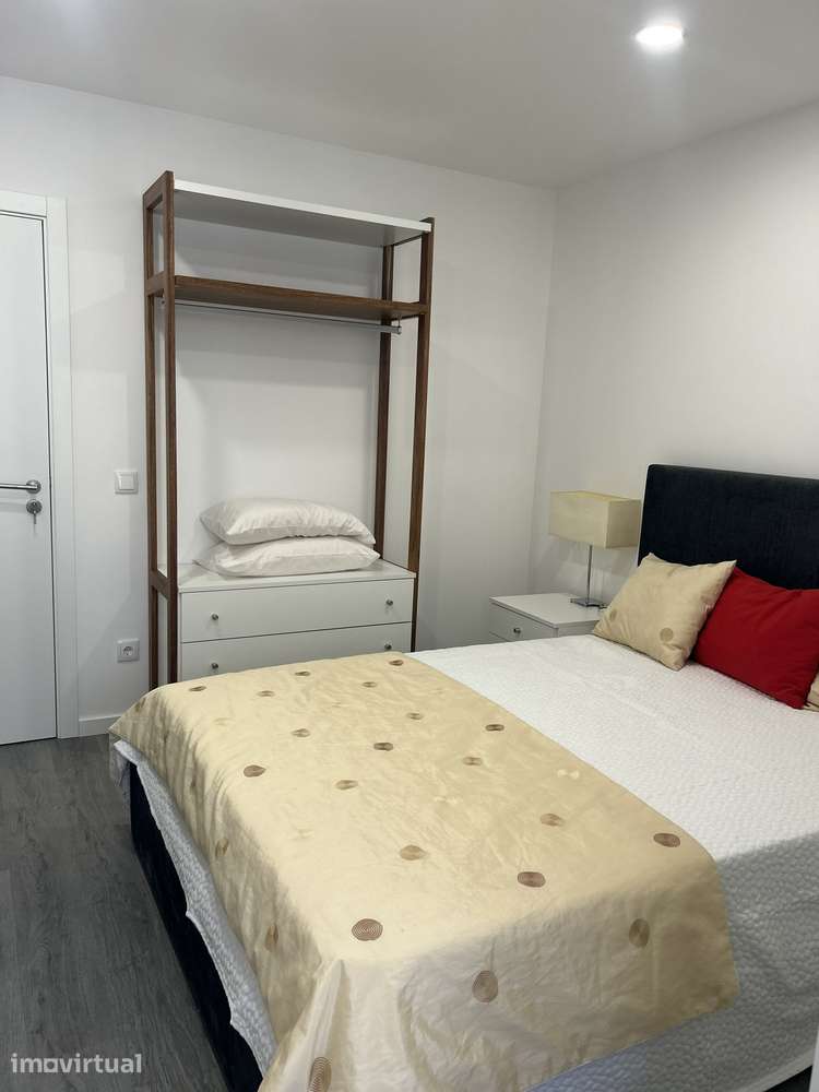 SUITE COM WC PRIVADO PARA ESTUDANTES – OLAIAS/BEATO - Grande imagem: 2/27