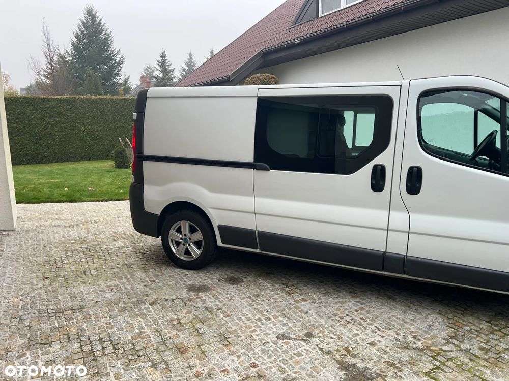 Renault trafic - 5