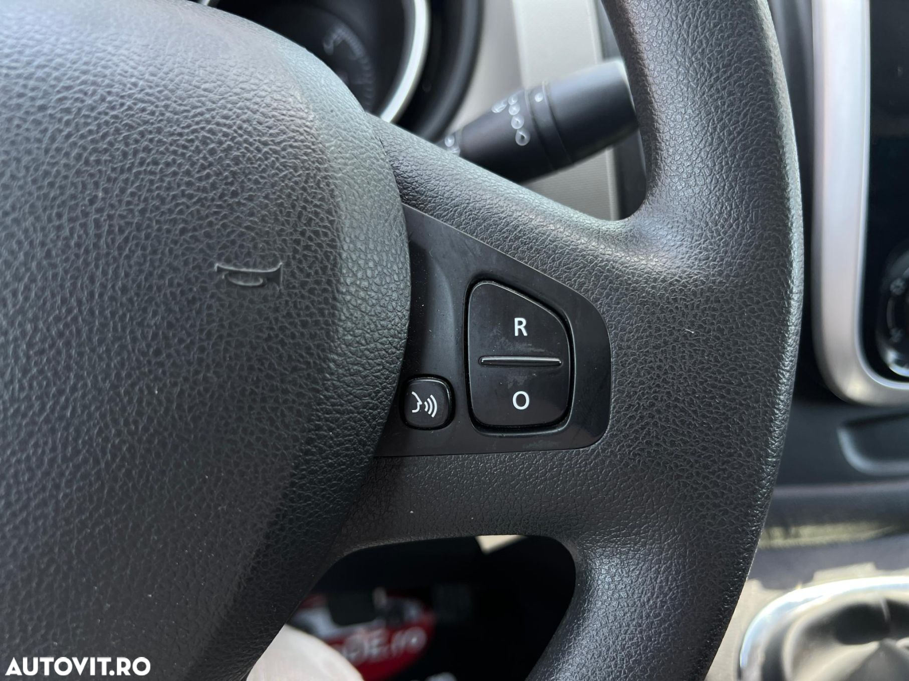 Renault trafic - 12