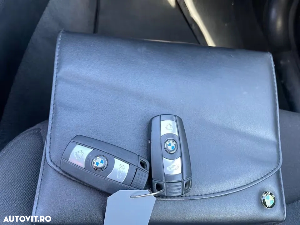 BMW Seria 3 320d DPF Touring Aut. - 8