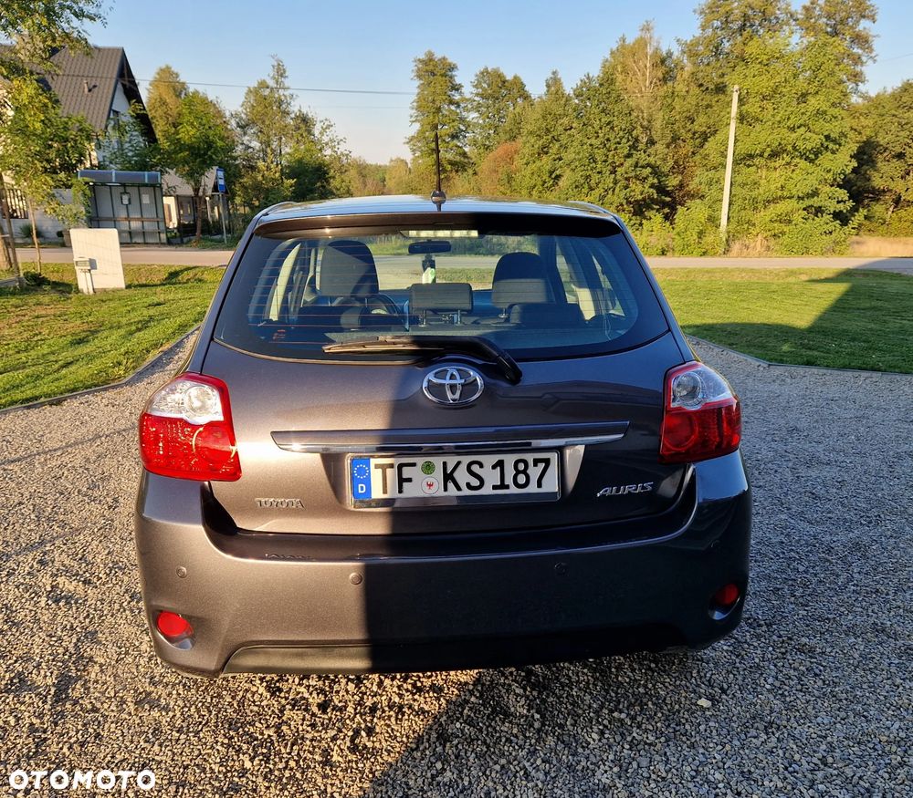 Toyota Auris - 5