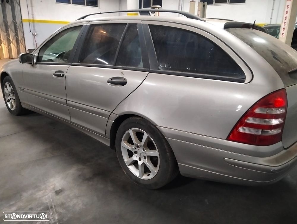 Mercedes-Benz carrinha C220 cdi 150 cv ano 2003 - 3