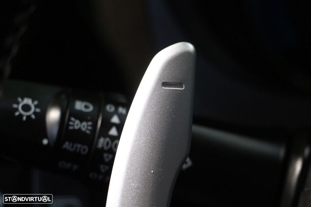 Mitsubishi Outlander 2.0 MIVEC Instyle Navi+ - 29