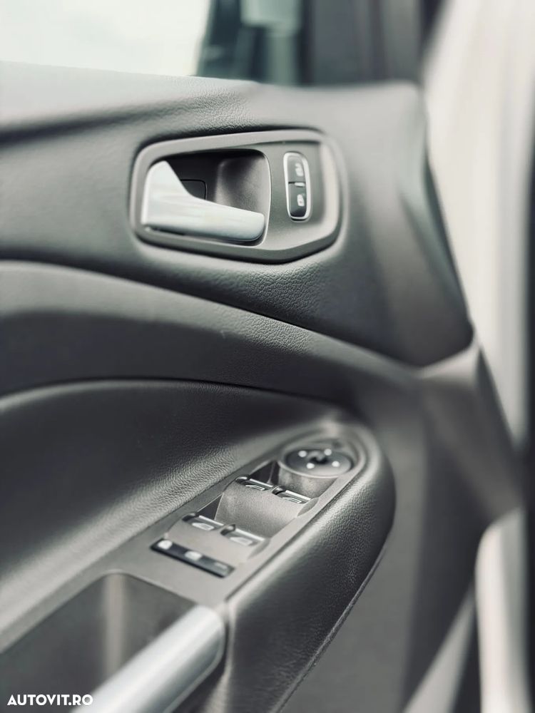 Ford Kuga 2.0 EcoBlue Aut. 4x4 COOL&CONNECT - 18