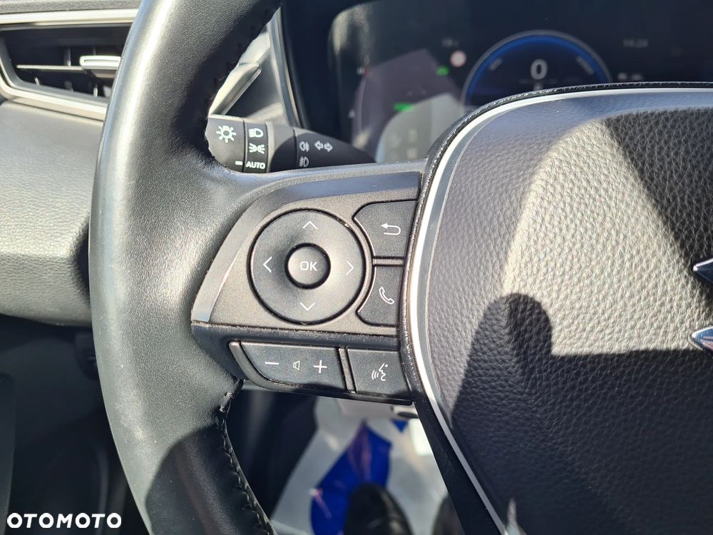 Suzuki Swace 1.8 Hybrid Premium Plus CVT - 22