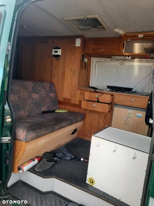 Mercedes-Benz Sprinter - 10