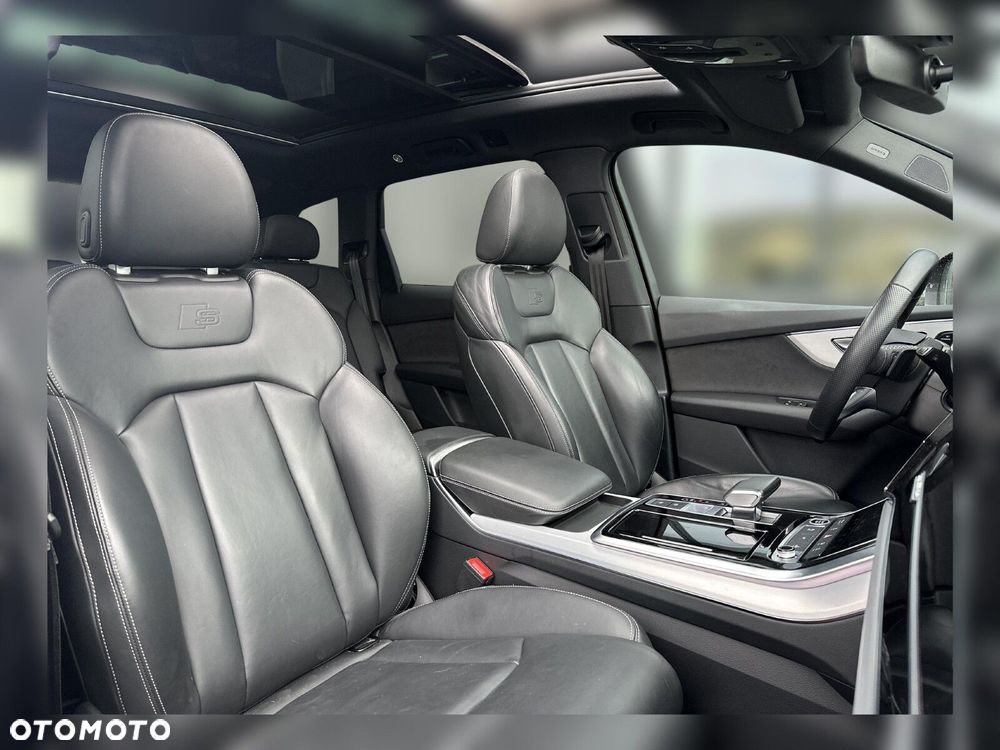 Audi Q7 - 17