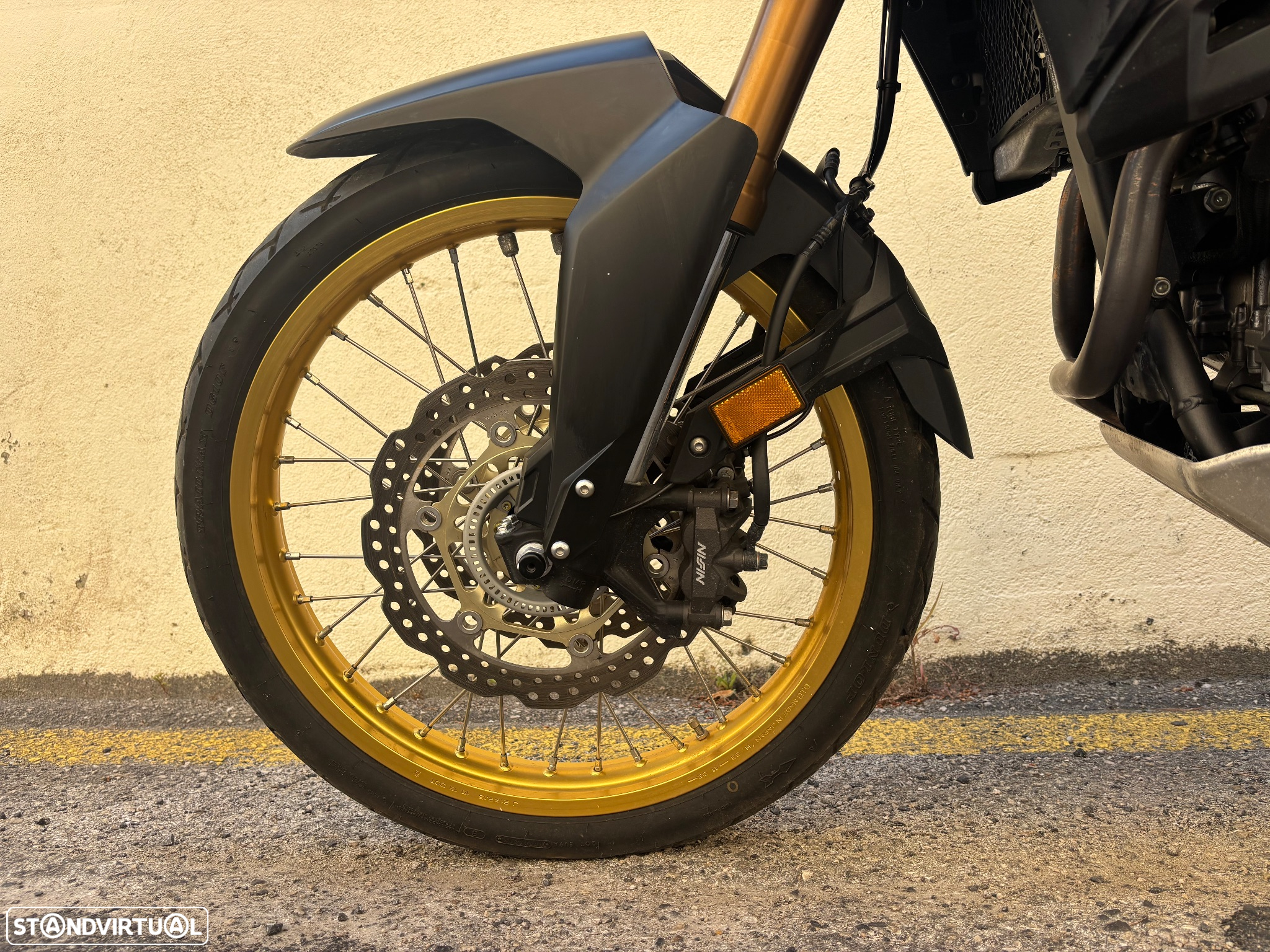 Honda Africa Twin CRF 1000L - 13