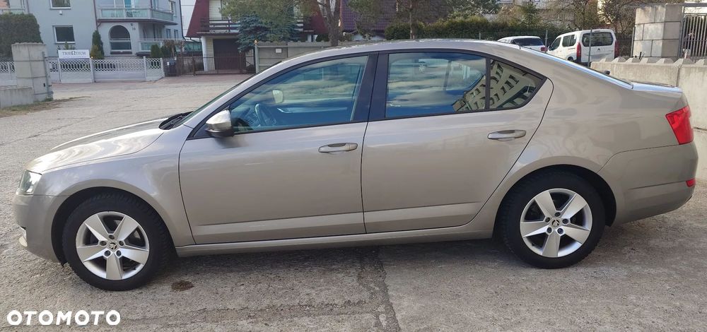 Skoda Octavia 1.4 TSI Ambition - 9