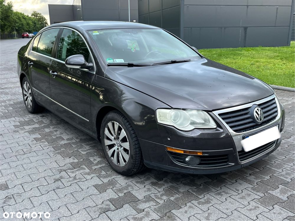 Volkswagen Passat 2.0 TDI Comfortline DSG - 3