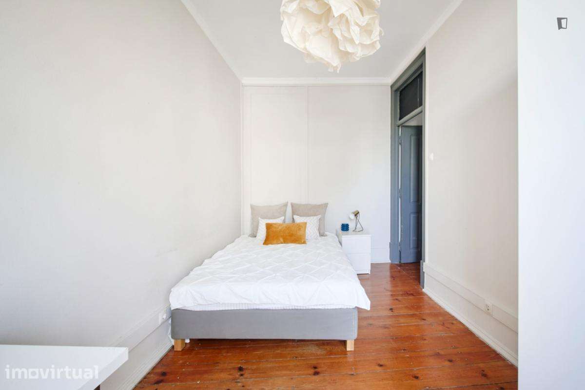 Quarto - localizado em Arroios Lisbon - Grande imagem: 2/23