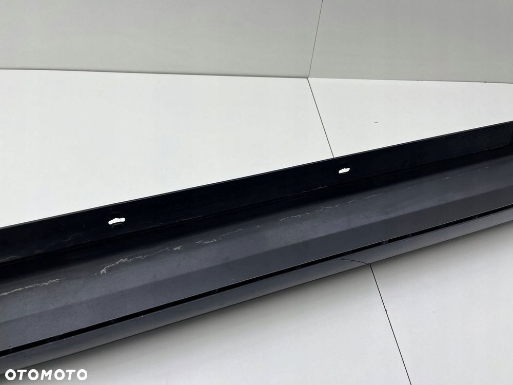 BMW 5 G30 NAKŁADKA LISTWA PROGOWA LEWA A89 7387337 - 11