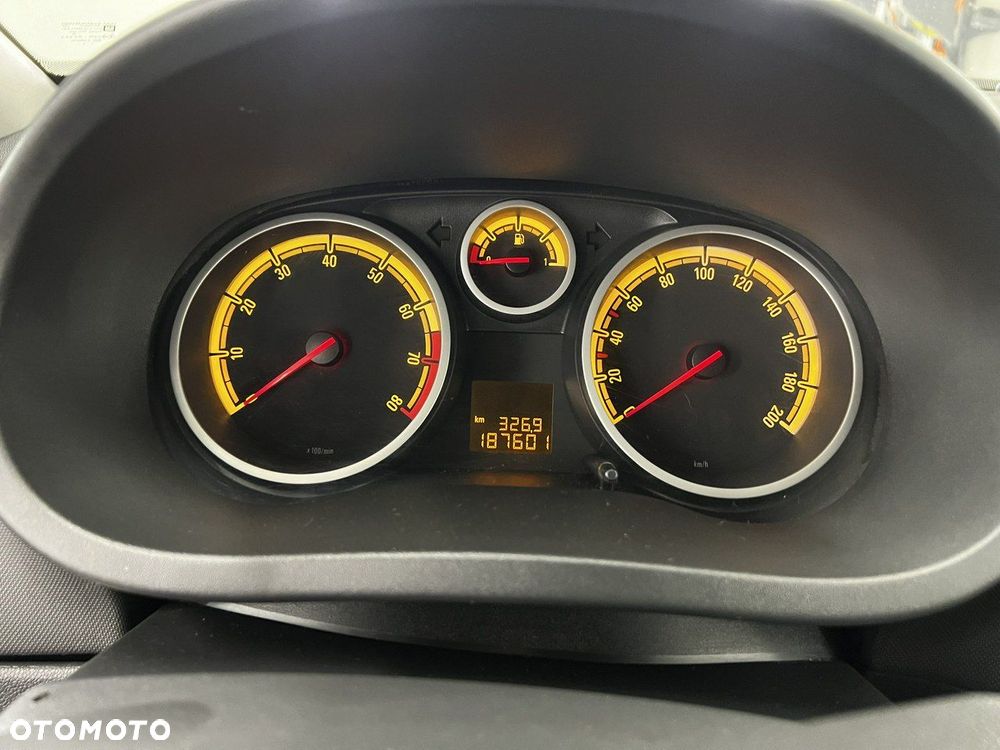 Opel Corsa - 17