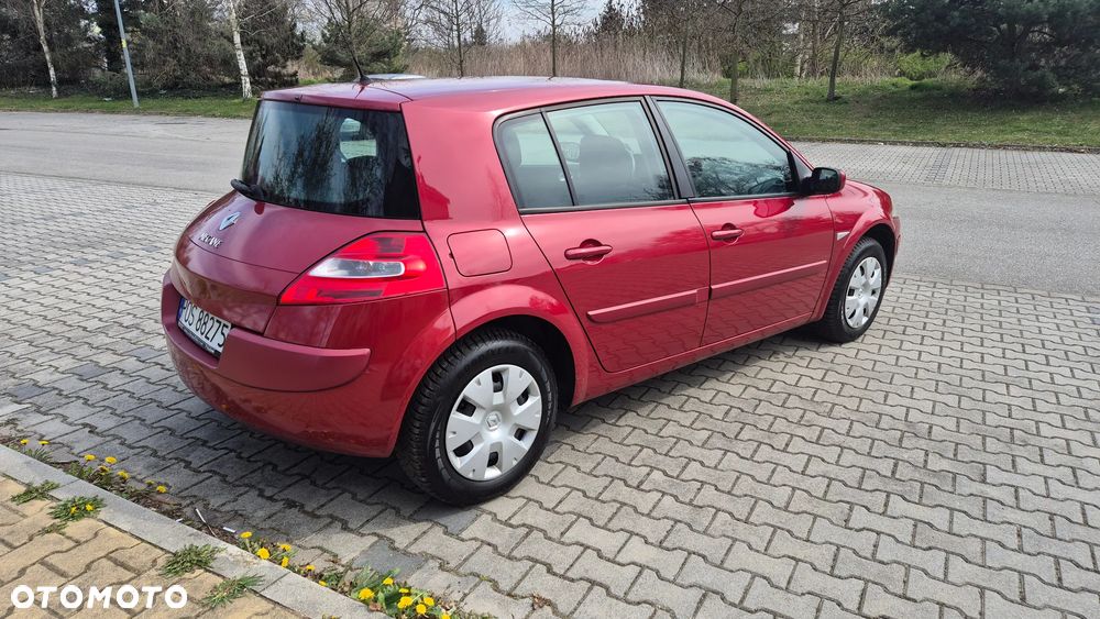 Renault Megane 1.6 Dynamique - 3