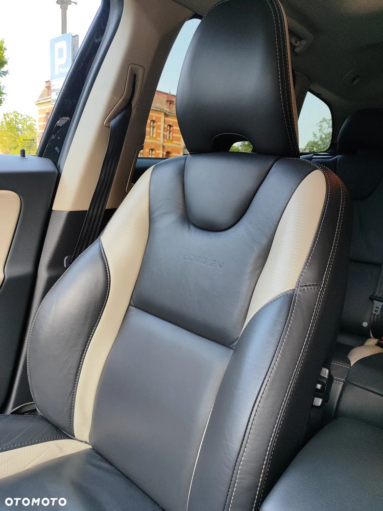 Volvo XC 60 D5 AWD RDesign - 13