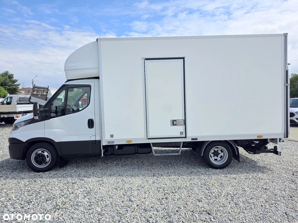 Iveco IVECO 35-180 3.0 HPI 180 KONNY KONTENER 4.2 M WINDA KLIMA 8 BIEGÓW HIMATIC WEBASTO BLIŹNIAKI DO 3.5 T WINDA - 2
