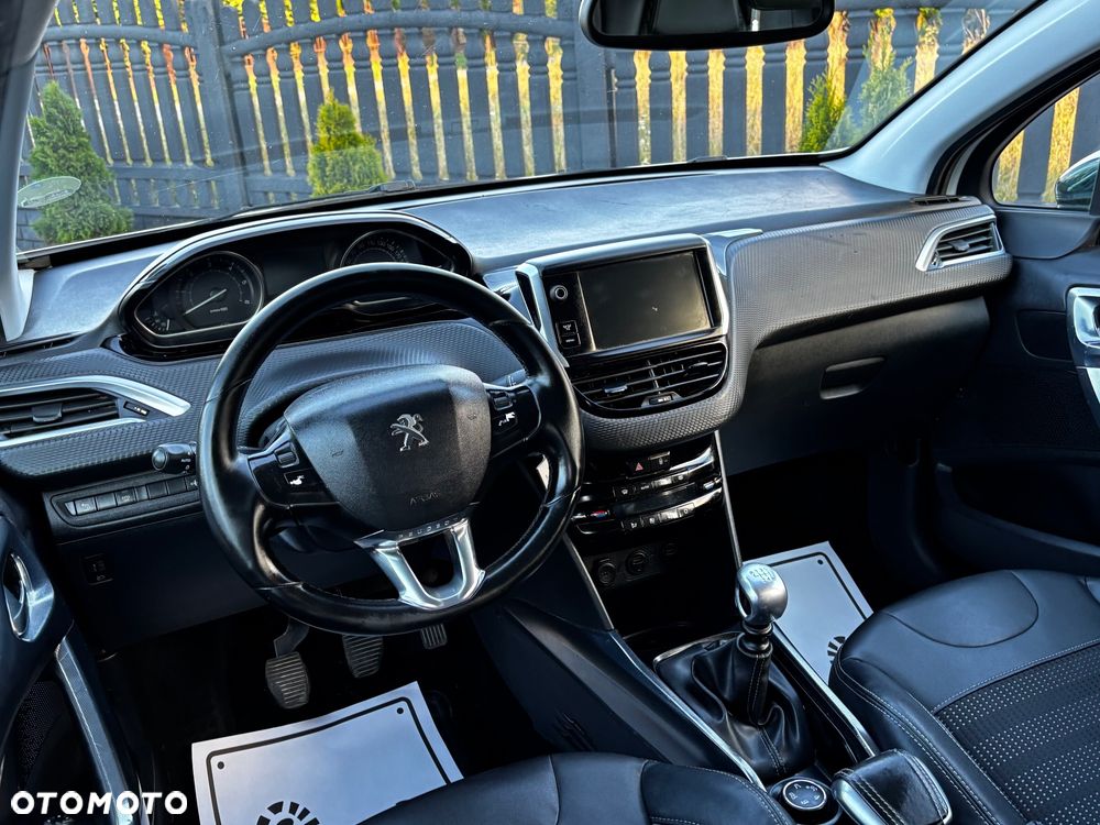 Peugeot 2008 e-HDi FAP 115 STOP & START Allure - 22
