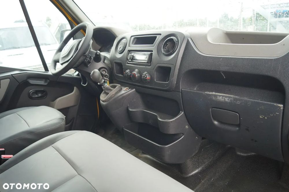 Renault Master - 24