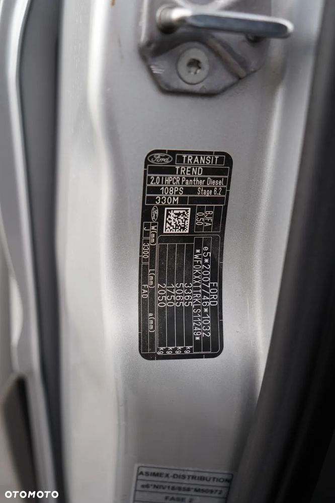 Ford TRANSIT / 6 miejsc / BRYGADÓWAKA  + Najazd na wózek / Dla osób niepełnosprawnych / 2021 / PO KONTRAKCIE SERWISOWYM - 34