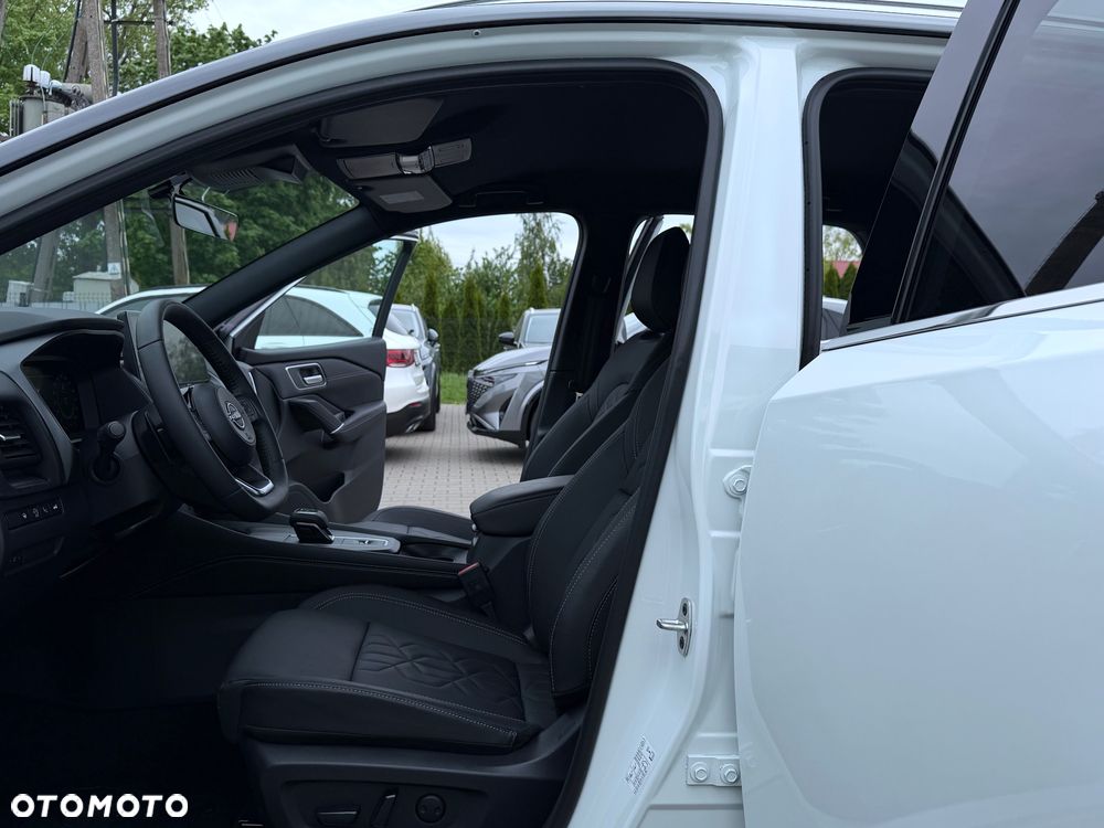 Nissan Qashqai 1.3 DIG-T Tekna DCT - 34