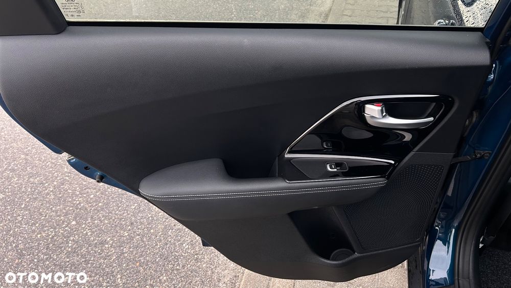 Kia Niro 1.6 GDI Hybrid Business Line - 28