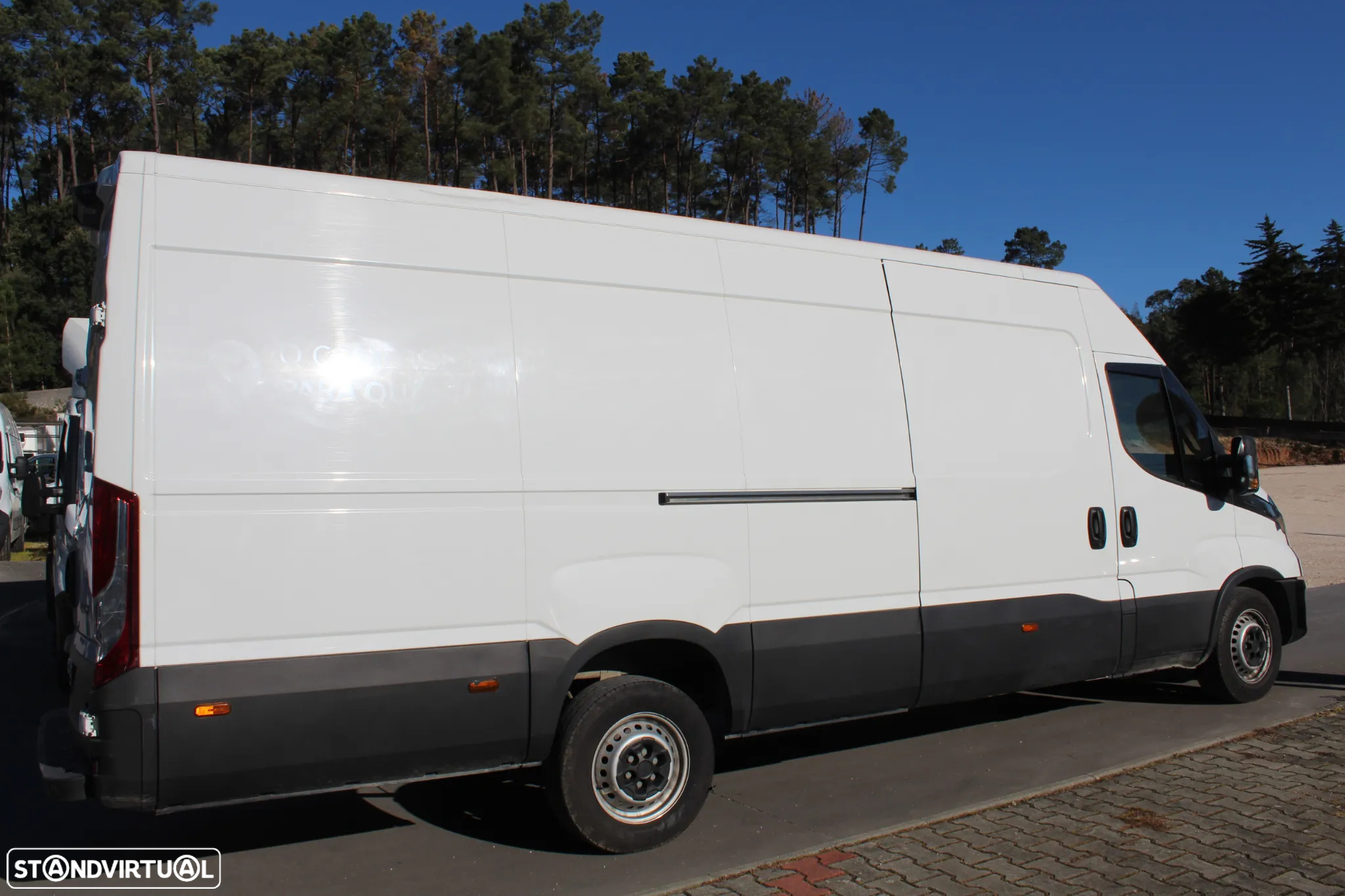 Iveco DAILY 35-160 // 16M3 - 4