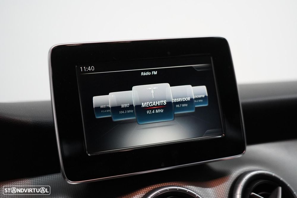 Mercedes-Benz CLA 180 d Shooting Brake Urban - 10