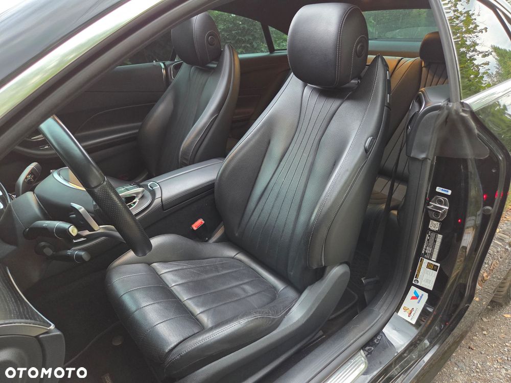 Mercedes-Benz Klasa E 400 4Matic 9G-TRONIC AMG Line - 23