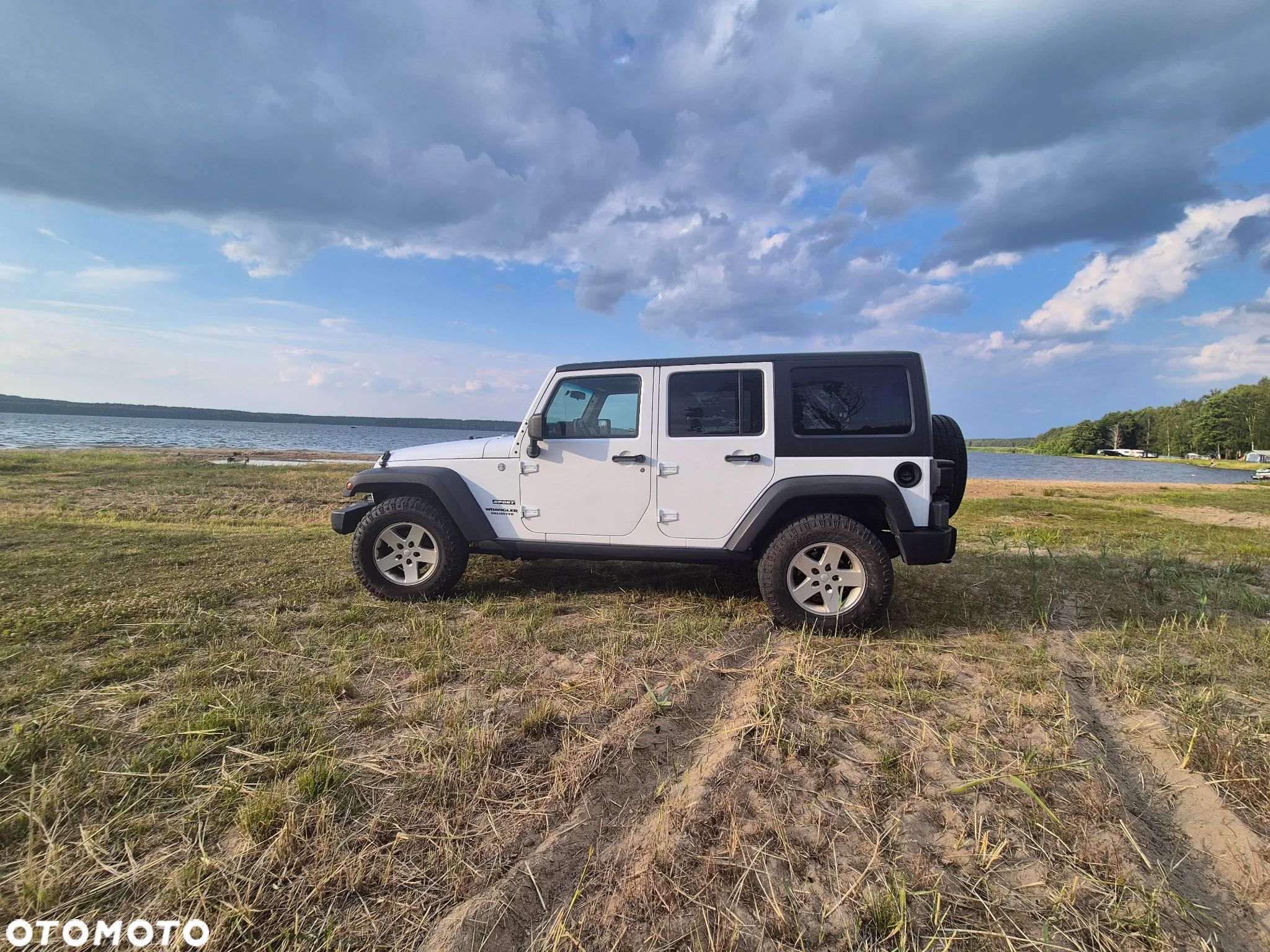 Jeep Wrangler - 1