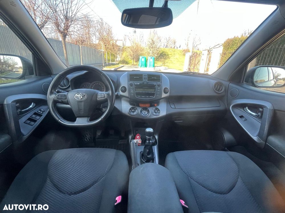 Toyota RAV4 2.2 D-4D 4x4 Travel - 15