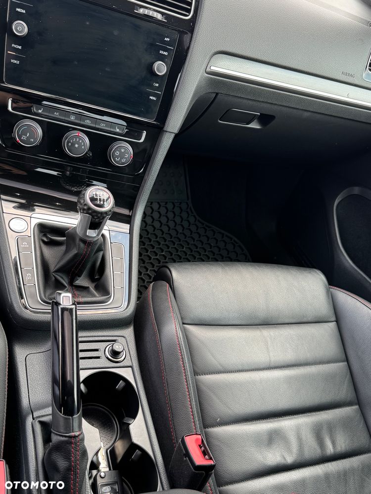 Volkswagen Golf 2.0 TSI BMT GTI Performance - 24