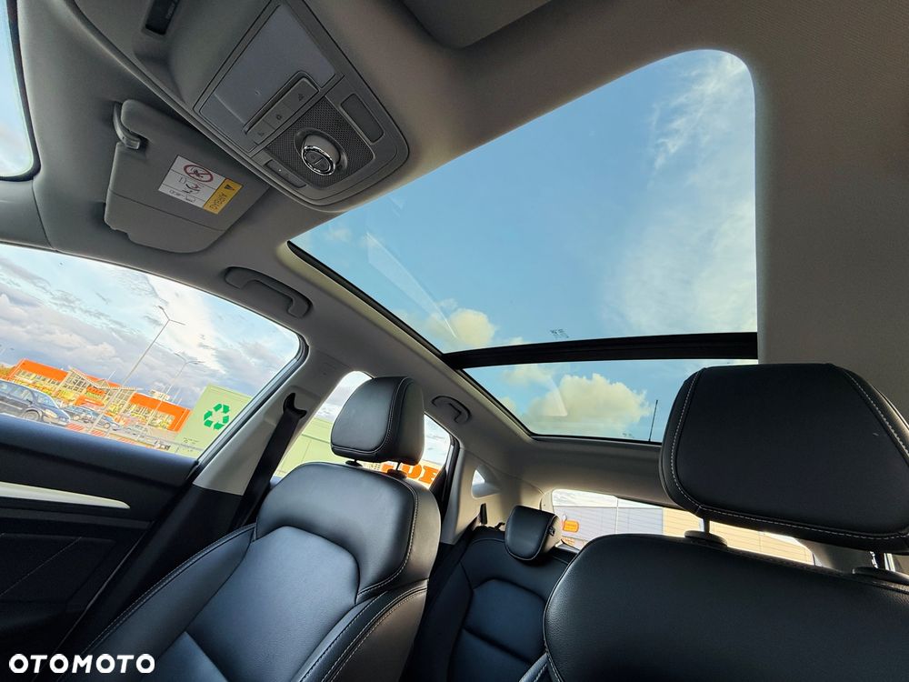 MG ZS EV Luxury - 17